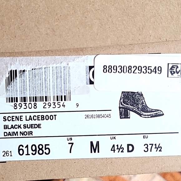 NWT Clark's Suede ankle boots. Black. - Picture 7 of 13